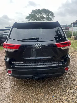 Toyota Highlander 2017 Black