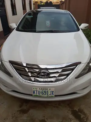 Hyundai Sonata 2012 White