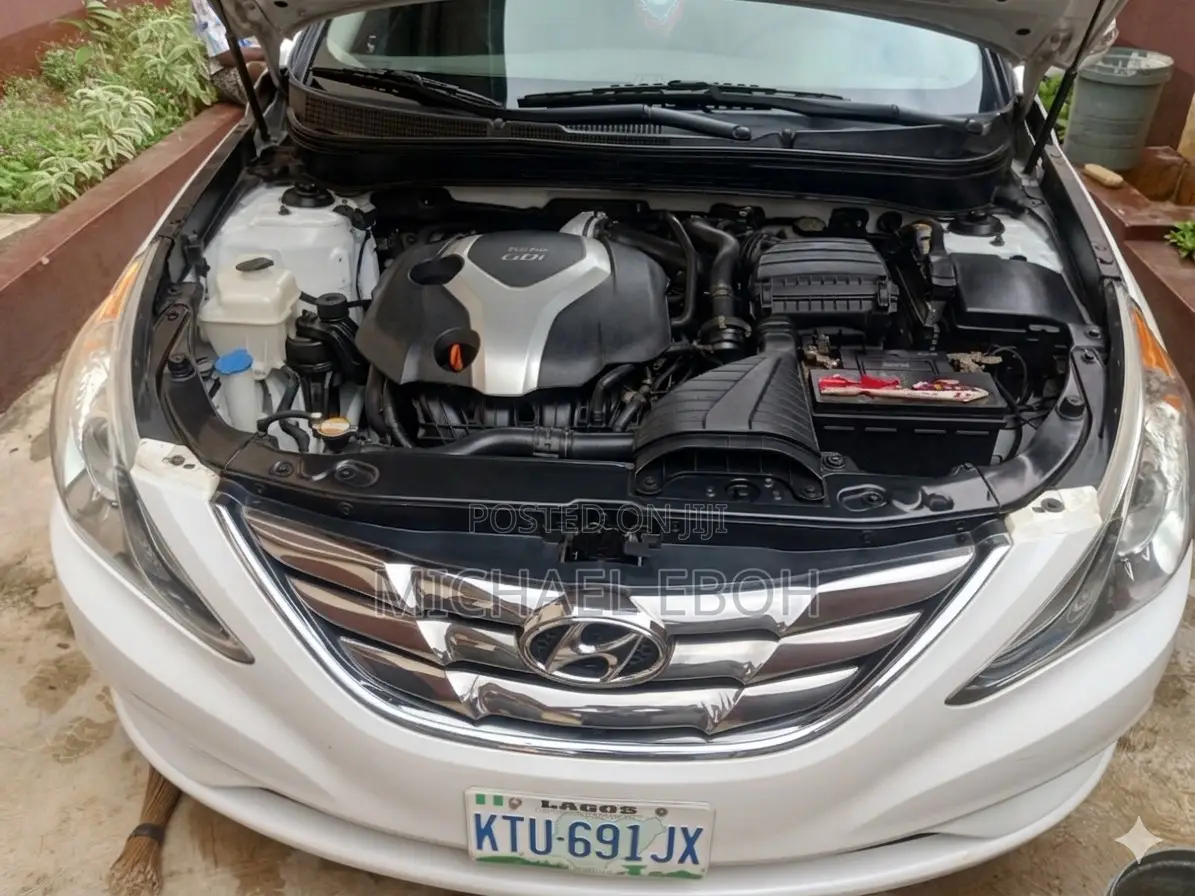 Hyundai Sonata 2012 White