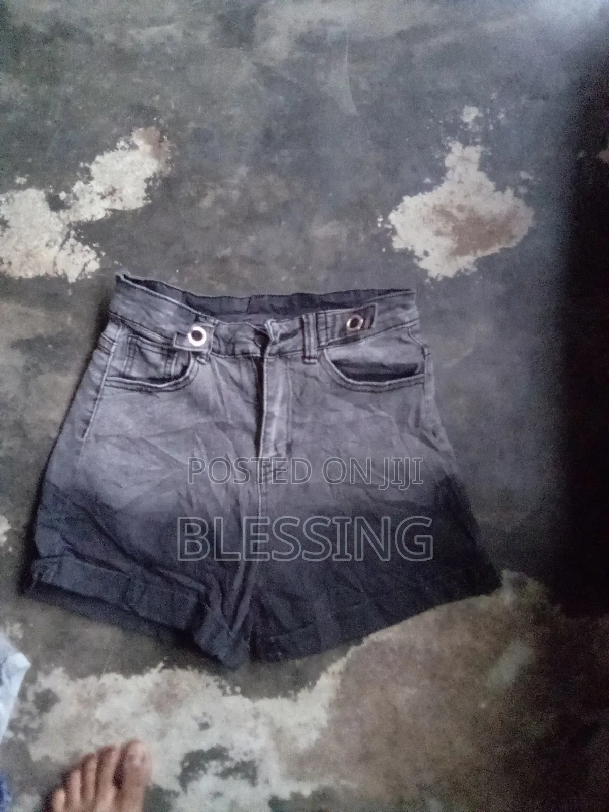 Shorts Under Clothing
