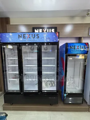 Nexus Three Door Showcase Nx-861 800l
