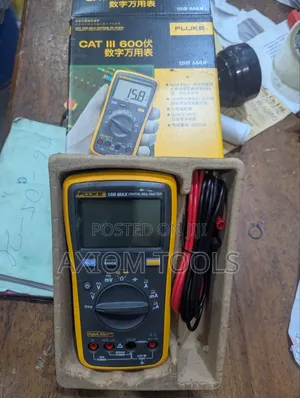 Fluke 15b Max Multimeter