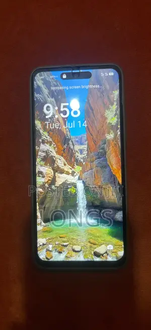 Tecno Spark 40 256 GB Silver