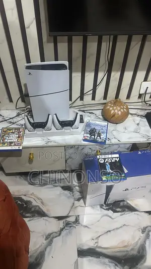 Play Station 5