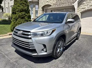 Toyota Highlander Limited Platinum 4x4 V6 (3.5L 6cyl 8A) 2017 Silver
