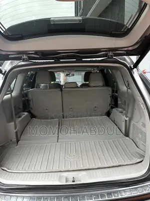 Toyota Highlander XLE 4dr SUV AWD (3.5L 6cyl 6A) 2015 Gray