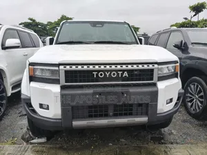Toyota Land Cruiser Prado 2025 White