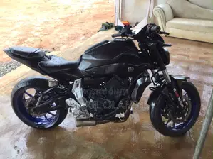 Yamaha 2016 Black
