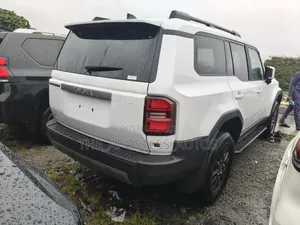 Toyota Land Cruiser Prado 2024 White