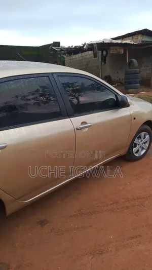 Toyota Corolla 1.6 Sol 2005 Gold
