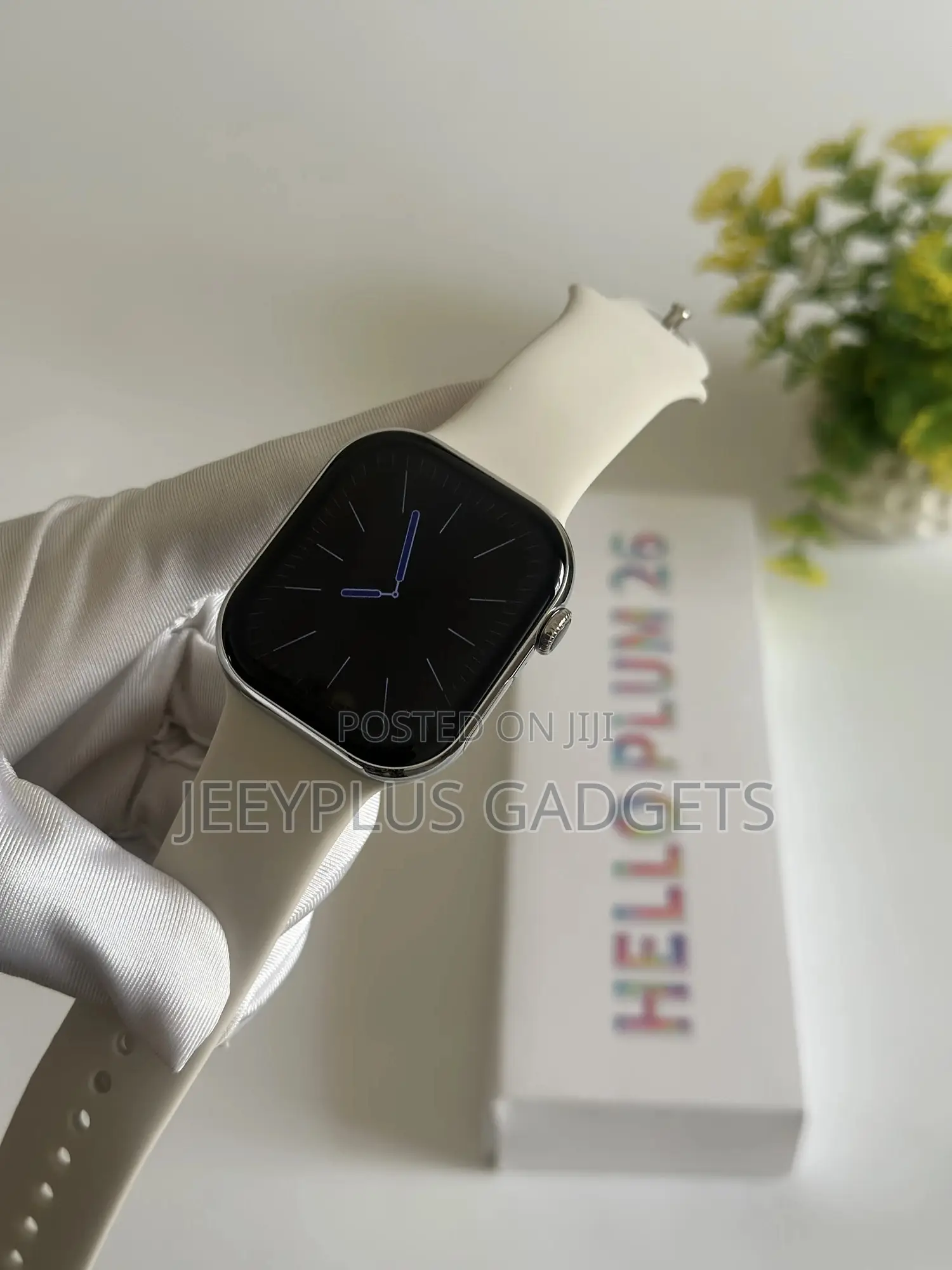Hello 26 Plum Watch 11