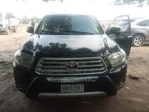 Toyota Highlander 2009 Blue