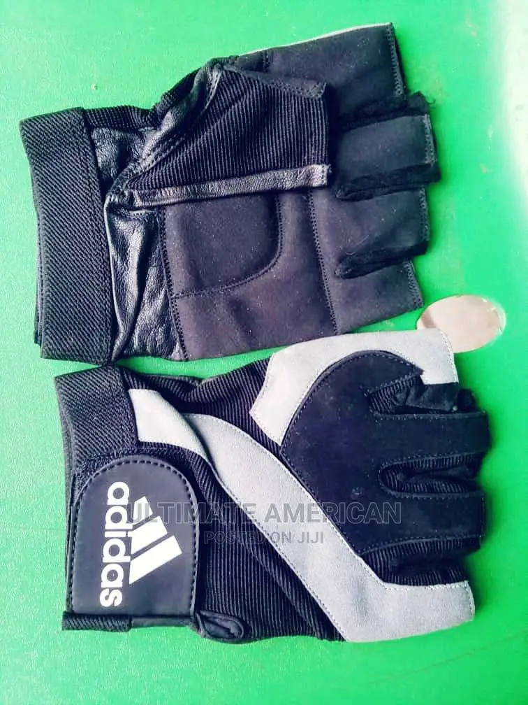 Hand Gloves for Gym