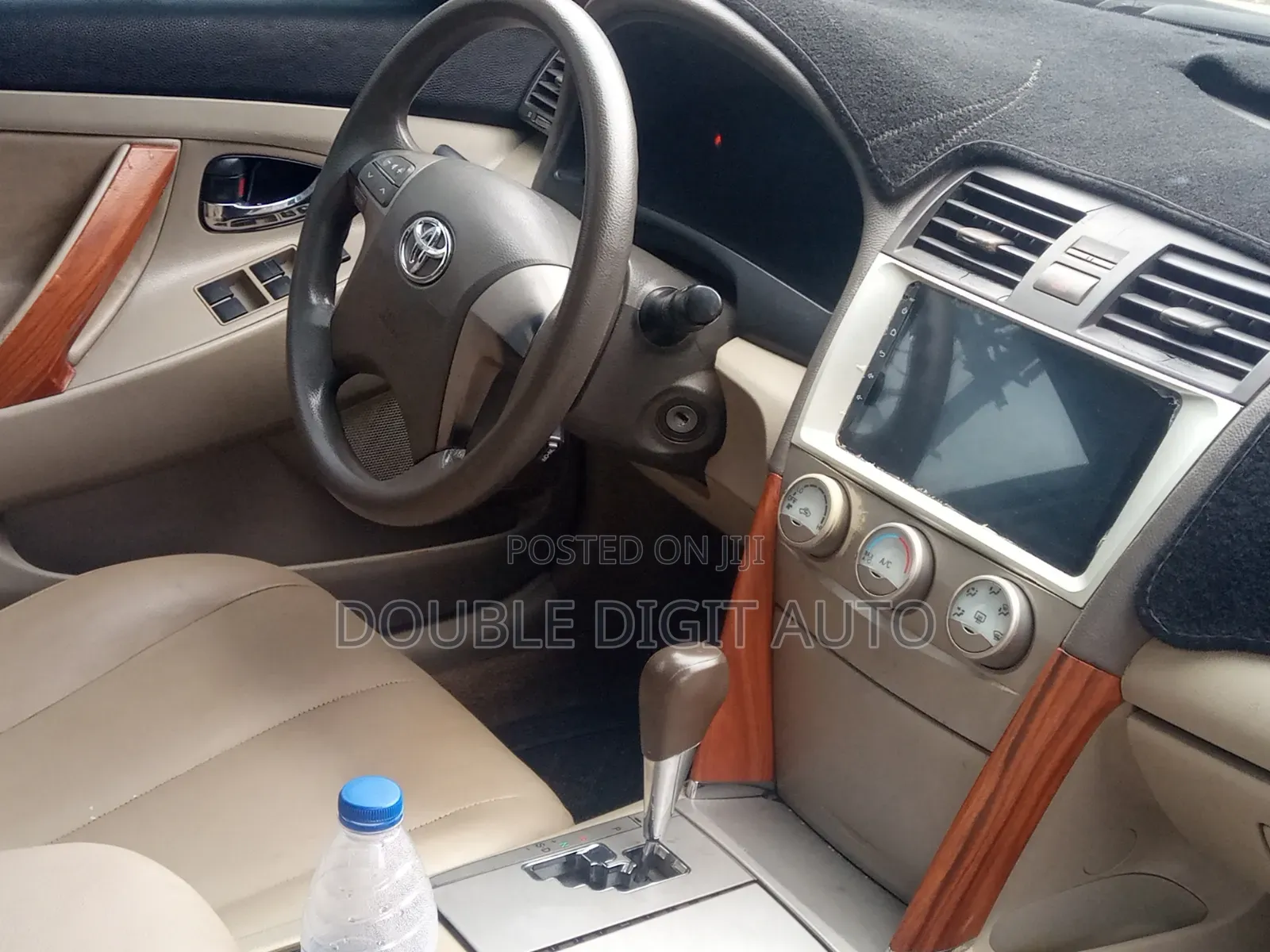 Toyota Camry 2010 Gold