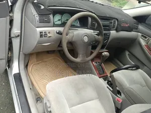 Toyota Corolla 2004 Silver