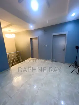 1bdrm Duplex in Victoria Crest, Chevron for rent