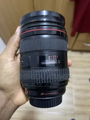 Canon EF 24 - 70mm F2.8 Ultrasonic Lens