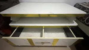 Center Table With 2 Drawers