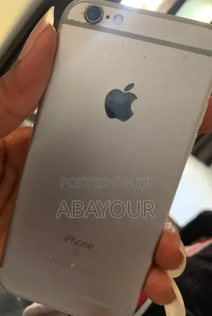 Apple iPhone 6s 32 GB Gray