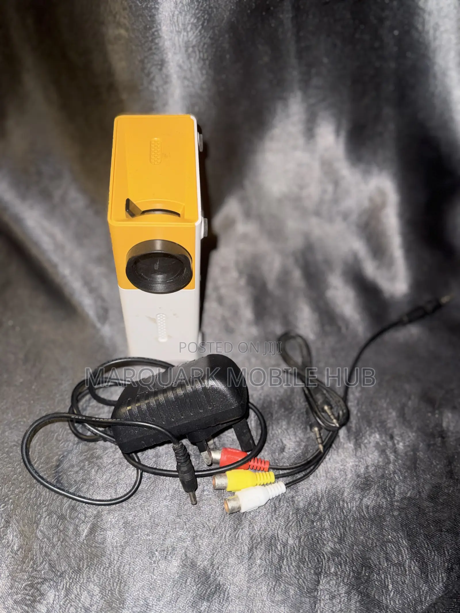 Yg-300 Projector