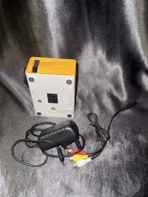 Yg-300 Projector