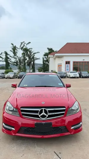 Mercedes-Benz C300 Sport 4Matic Sedan AWD (3.5L 6cyl 7A) 2014 Red