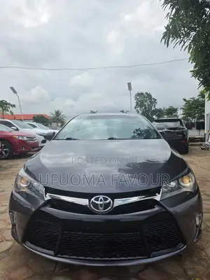 Toyota Camry SE 4dr Sedan (2.5L 4cyl 6A) 2016 Gray