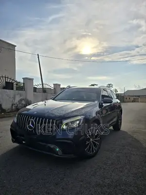 Mercedes-Benz GLC-Class 2016 Blue
