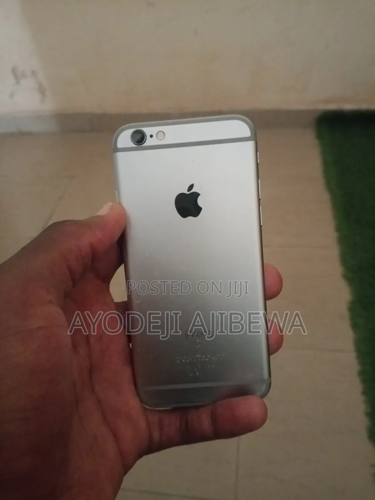 Apple iPhone 6s 32 GB Silver
