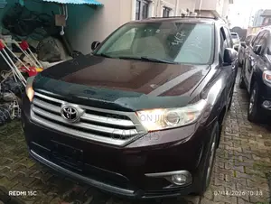 Toyota Highlander 2011 Red