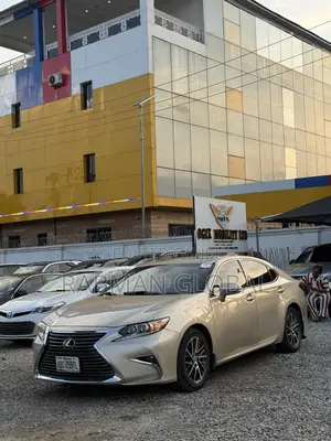 Lexus ES 350 FWD 2016 Gold