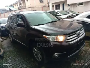 Toyota Highlander 2011 Red