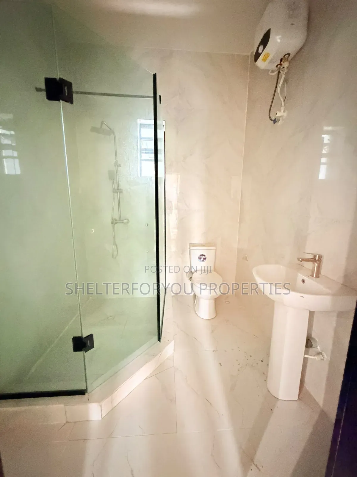 4bdrm Duplex in Mende for sale