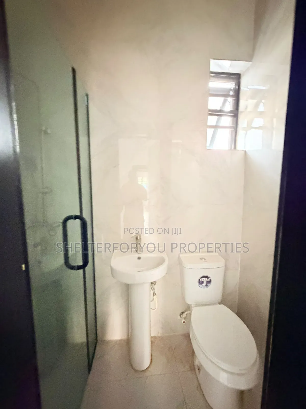 4bdrm Duplex in Mende for sale