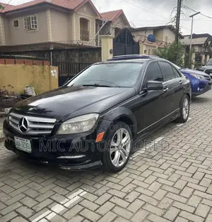 Mercedes-Benz C350 2009 Black