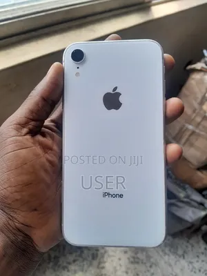 Apple iPhone XR 64 GB White