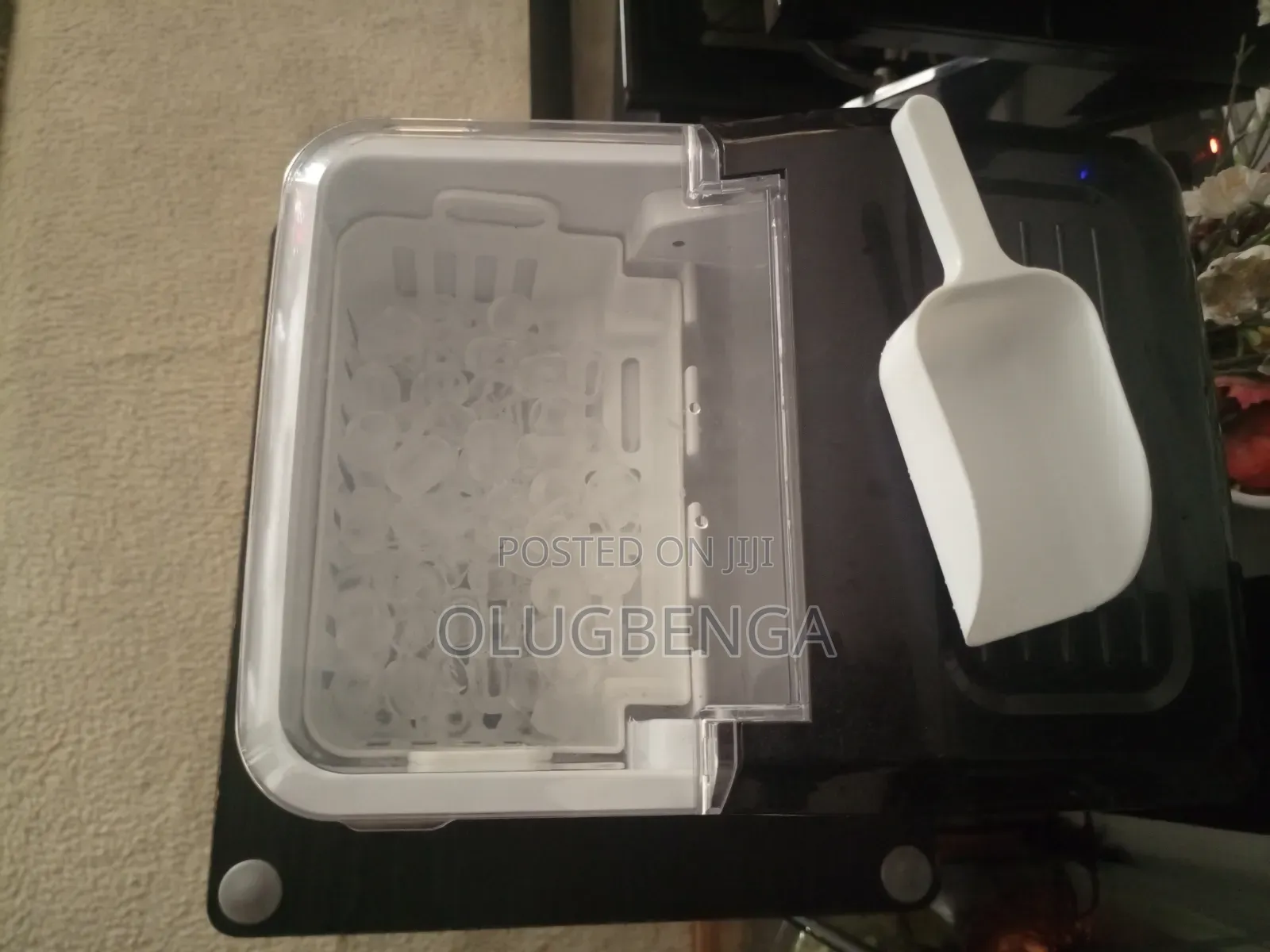 Frigidaire Ice Maker 110v. Like New