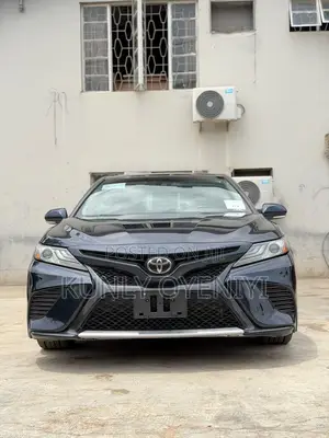 Toyota Camry XSE V6 FWD (3.5L 6cyl 8AM) 2018 Blue