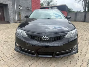 Toyota Camry LE 4dr Sedan (2.5L 4cyl 6A) 2013 Black
