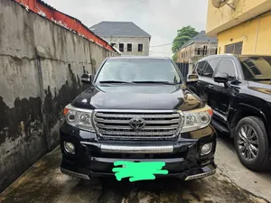Toyota Land Cruiser 2015 Black