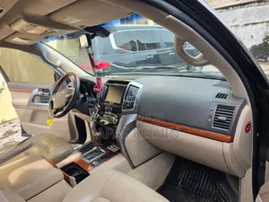 Toyota Land Cruiser 2015 Black