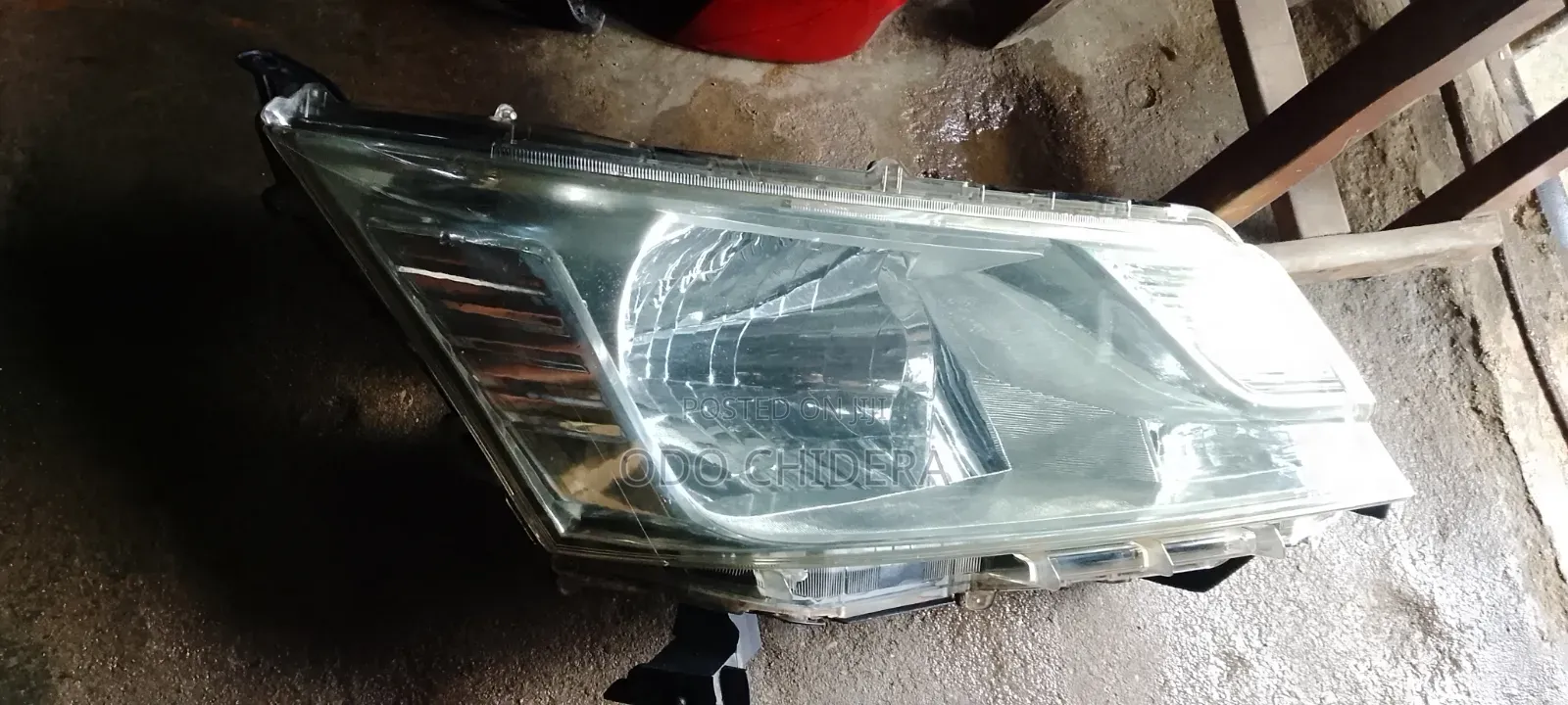 Head Lamp Hiace Aston