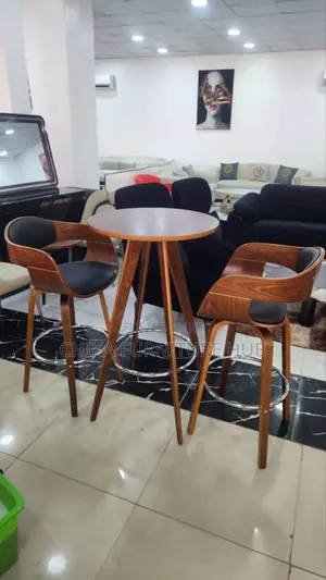 Quality Bar Chair Set
