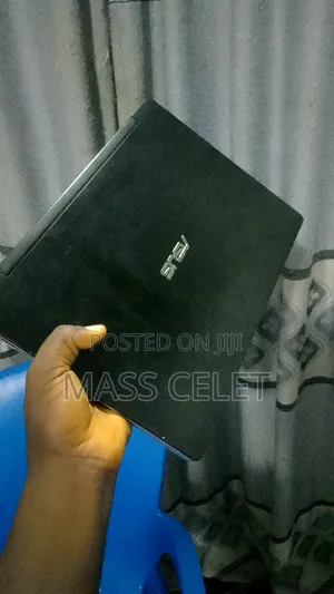 Laptop Asus 8GB Intel Core i3 HDD+SSD 500GB
