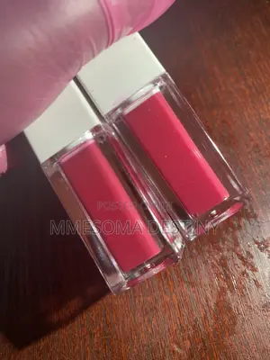 Hydrating Lipglosses