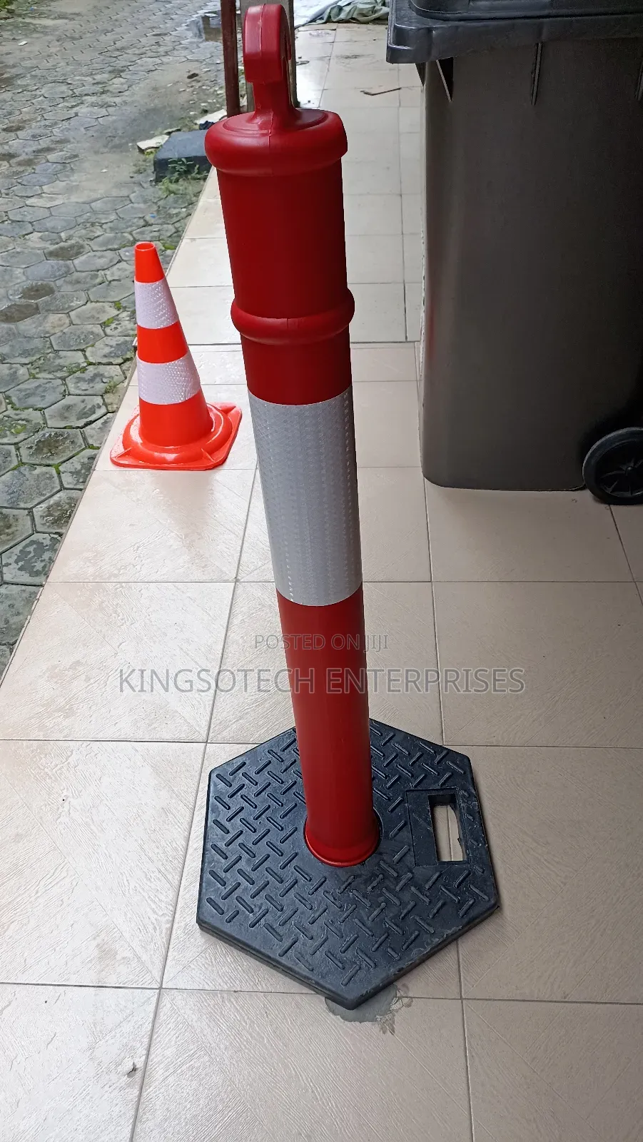 Reflective Road Traffic Warning Post