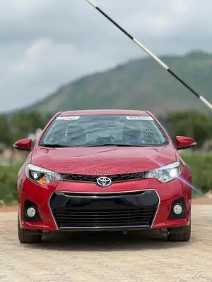 Toyota Corolla S 4dr Sedan (1.8L 4cyl CVT) 2016 Red