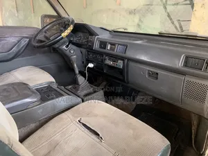 Mitsubishi L300 2001 Grey