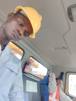 Mobile Crane Operator