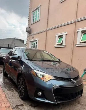 Toyota Corolla S Plus 4dr Sedan (1.8L 4cyl CVT) 2016 Blue